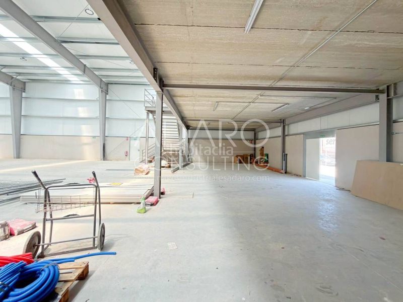 Foto 8ae52e0b-b615-4b73-98a8-0a21ac7c18bc. Nau industrial a Loeches