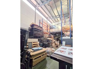 Nau industrial  Calle artesanos. Venta de nave industrial en boadilla del monte 1.070 m