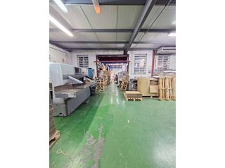 Nave industrial  Calle artesanos. Venta de nave industrial en boadilla del monte 1.070 m
