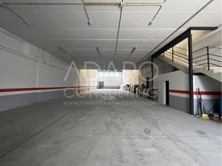 Fabrikhalle  Calle bronce. Nave industrial en venta en torrejón de ardoz de 831 m