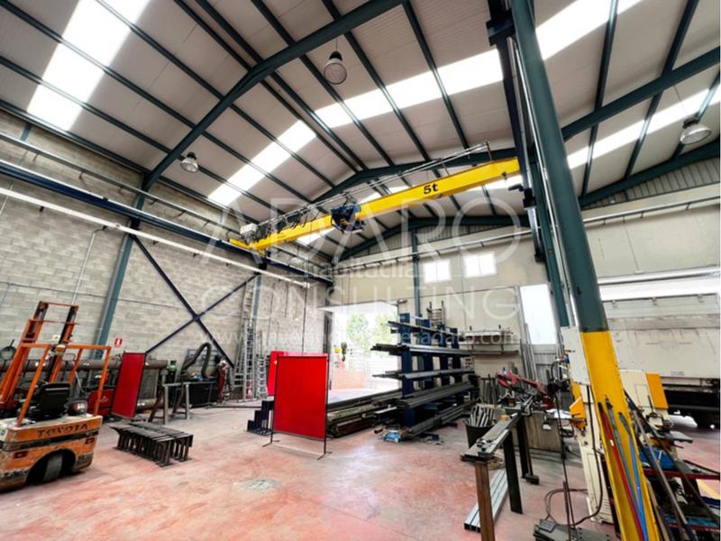 Foto 8f5431ab-2523-4bb7-bec2-992702ae0534. Nau industrial a Loeches