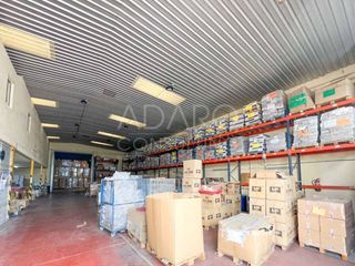 Fabrikhalle  Calle laurisilva 14. Nave industrial en venta en batres 1.400 m