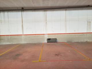 Pis a Berga. Venda parquing  berga salvador espriu
