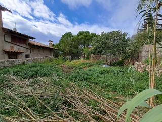 Residential Plot in Vila de Gràcia. Venda parcella  berga sant francesc