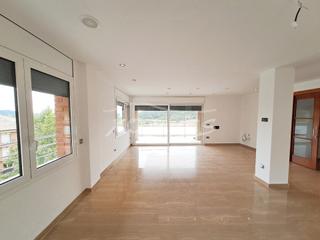 Piso en Berga. Pis  berga la valldan