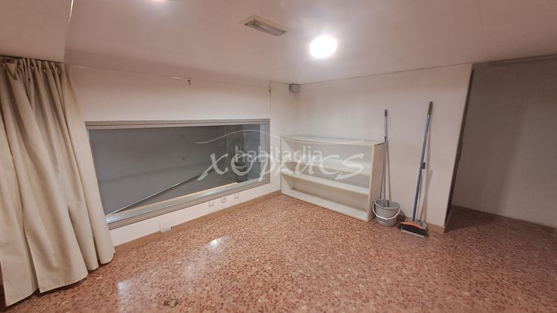 Foto a6775c77-17b9-4f5a-83fc-a41ce8b93521. Lloguer local comercial a Berga