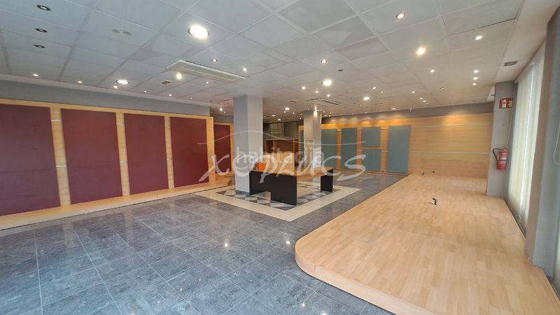 Foto ba2774f0-5220-47c6-80b7-92122d3d36c5. Lloguer local comercial a Berga