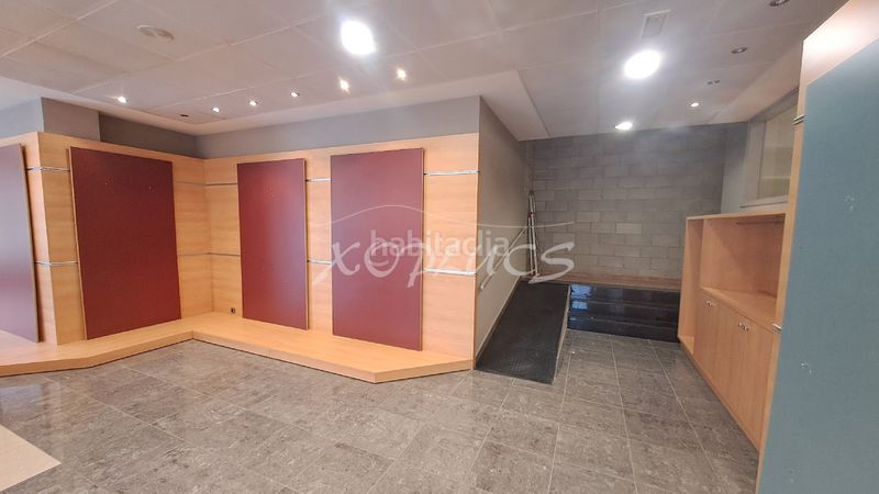 Foto ded65bee-fd50-477d-9db5-4996816b956a. Lloguer local comercial a Berga