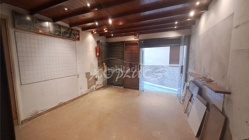 Foto d6a5ad72-9f09-4dcc-829d-24aa01942bca. Local comercial a Berga