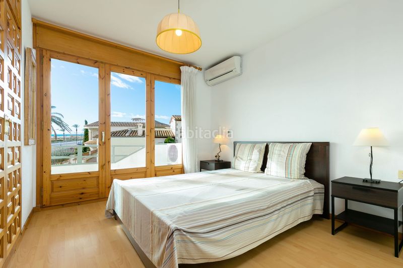 Foto e870d864-23d1-46d7-8f47-f2b81a36ea26. Casa adossada amb calefacció piscina a Salins - Cavall de Mar Empuriabrava