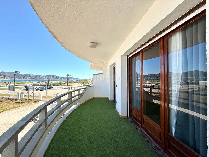 Foto fcf89fe5-bd2d-49db-bf95-64bc4c01e496. Casa adossada amb piscina a Salins - Cavall de Mar Empuriabrava