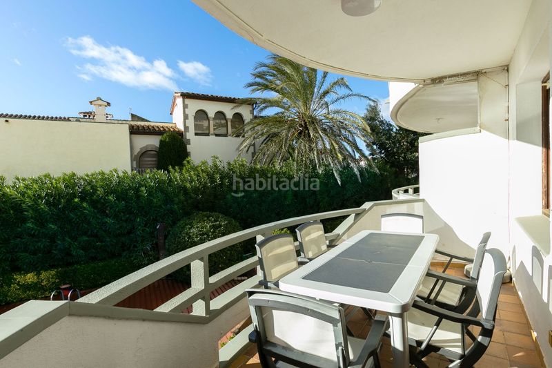 Foto 9dd3074d-70e2-4622-8915-482c6503604a. Casa adossada amb piscina a Salins - Cavall de Mar Empuriabrava