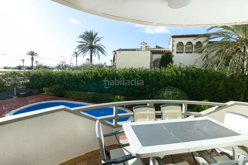 Foto bee713de-99d2-4bea-b978-f138c56782e8. Casa adossada amb piscina a Salins - Cavall de Mar Empuriabrava