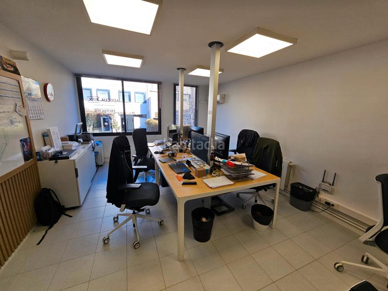 Foto 0817a467-ebe0-4be4-a9aa-efb3a1b216a3. Oficina  a 3 esquinas de la rambla en Centre Sabadell