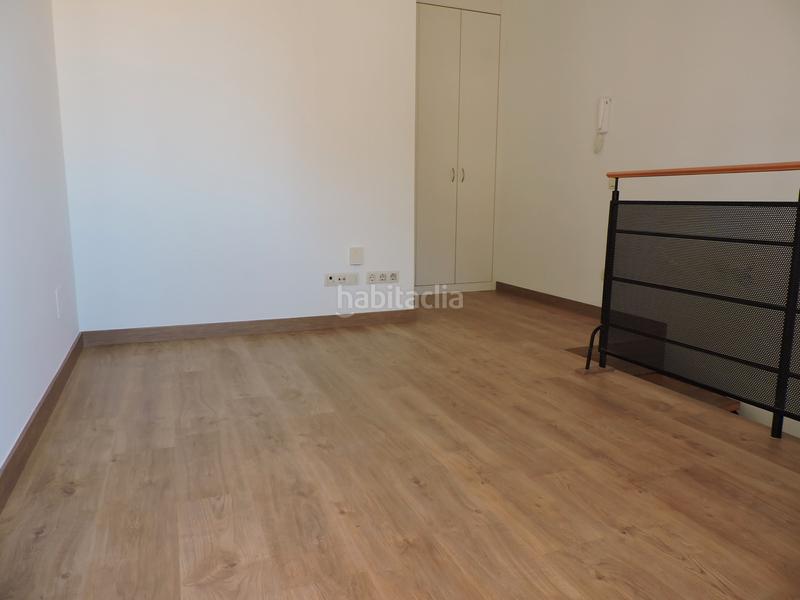 Foto 3a02b1cf-e4c7-4a2c-baec-5f05c464ef4e. Àtic amb calefacció aparcament a Centre Sabadell