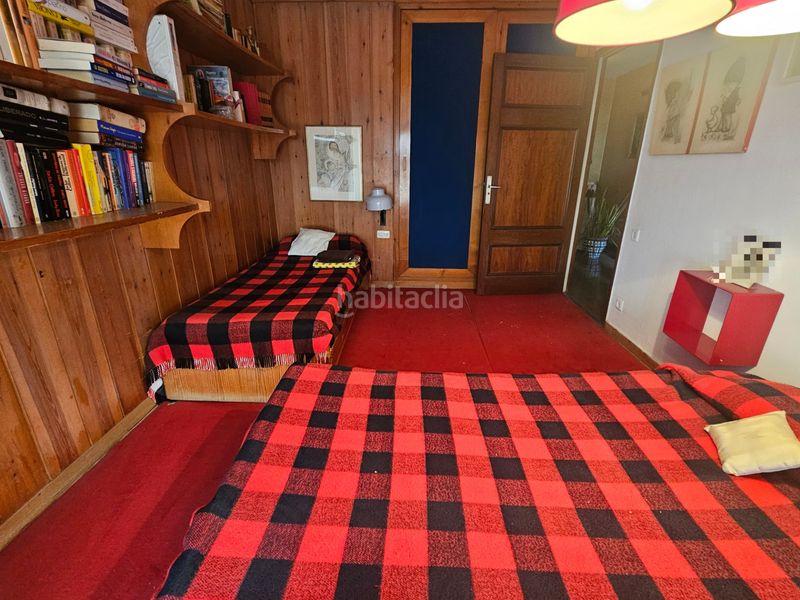 Foto 2a96f2fe-4cb5-4ef5-9716-d697c1419ac6. Pis amb xemeneia calefacció a Centre Sabadell