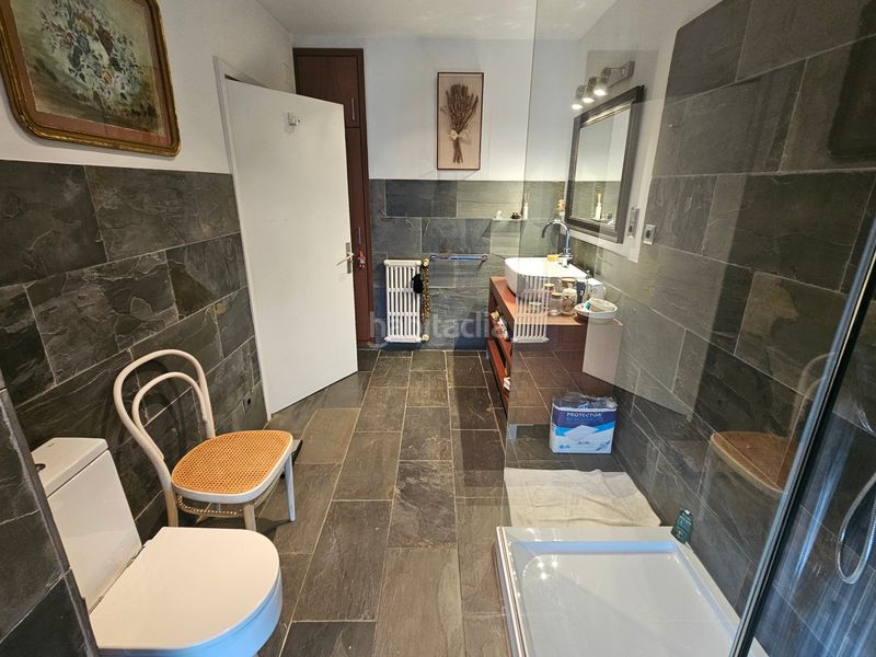 Foto 346bba54-00d3-4bdb-bcf8-f58bf5280ddb. Pis amb xemeneia calefacció a Centre Sabadell