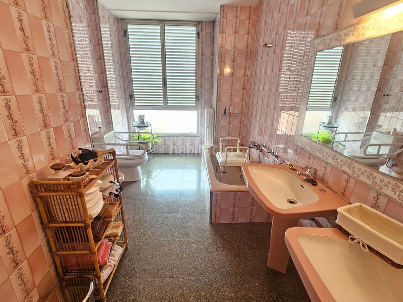 Foto 79512781-1424-4777-b2a0-df6df026ae7d. Pis amb xemeneia calefacció a Centre Sabadell