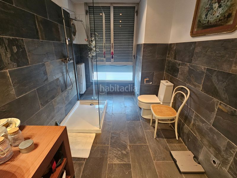 Foto 8e5a08d4-b7e1-4bff-a1e0-a91c205b467e. Pis amb xemeneia calefacció a Centre Sabadell