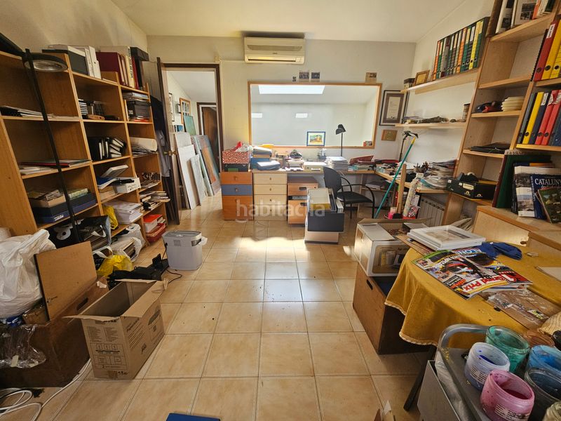 Foto 7bccb07f-49e2-40be-8a7a-910da6573026. Casa amb xemeneia calefacció aparcament a Creu Alta Sabadell