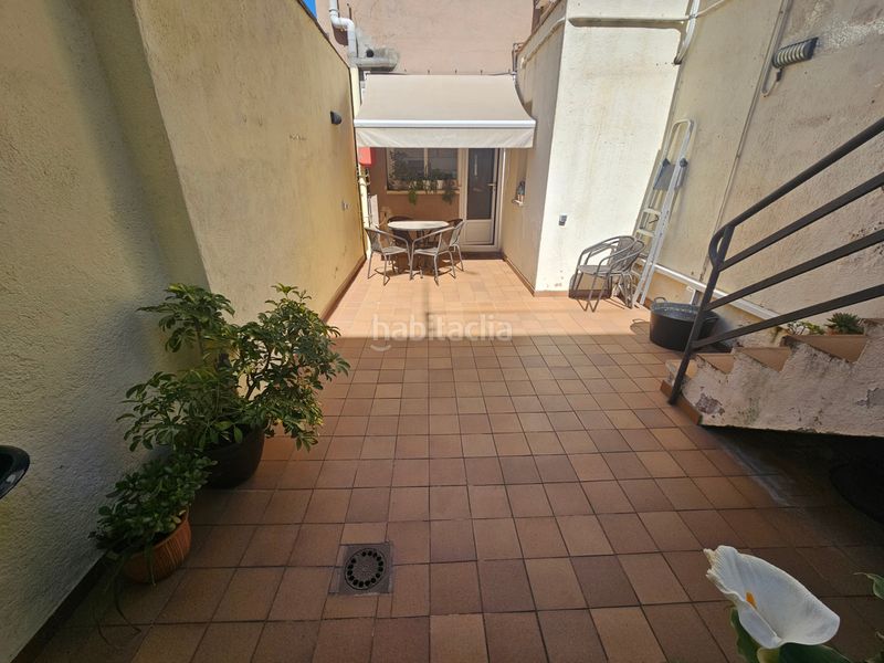 Foto b88eda57-f63f-4099-8b79-fddafa959efc. Casa amb xemeneia calefacció aparcament a Creu Alta Sabadell