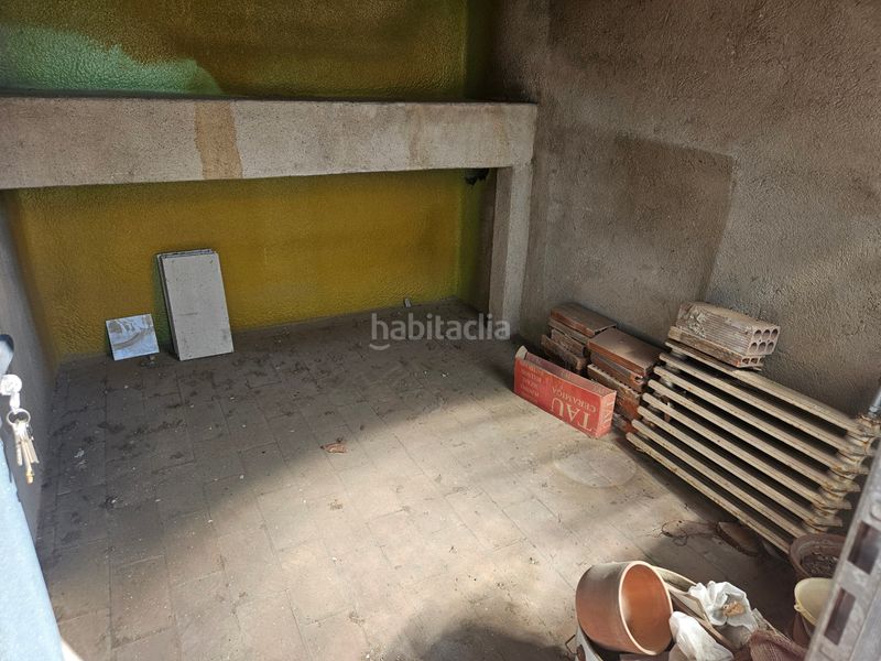 Foto 0037d408-bfd1-43cd-ab8a-ee0936a8ab51. Pis amb xemeneia calefacció a Centre Sabadell