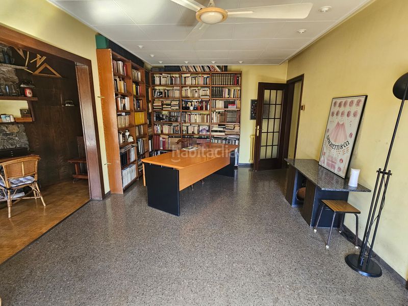 Foto d96390fd-4b42-467e-a899-e52c4374807f. Pis amb xemeneia calefacció a Centre Sabadell