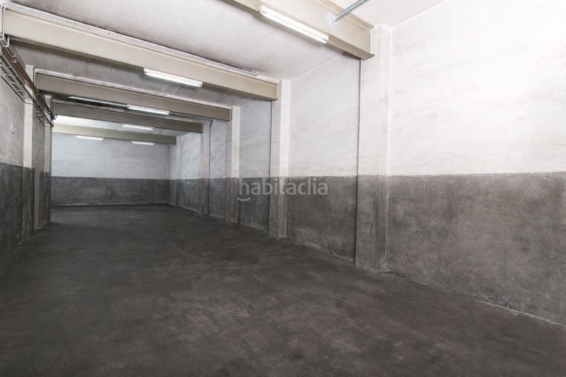 Foto ab26b89a-72da-4872-b297-8f6ff6bfba61. Casa con riscaldamento parcheggio in Centre Sabadell