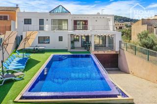 House in Felanitx Poble. Moderno adosado con licencia etv para 8 personas, 580m, 4 dormit