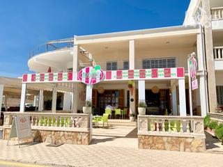 Trapasso Locale commerciale in Campos. Ubicación privilegiada 1 línea de mar heladería muy frecuentada,