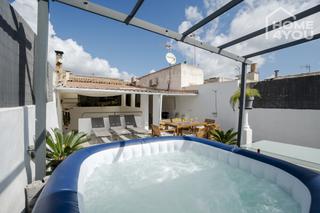 Casa a Maria de la Salut. Atractivo adosado con licencia etv para 6 personas, 188m, 5 dorm