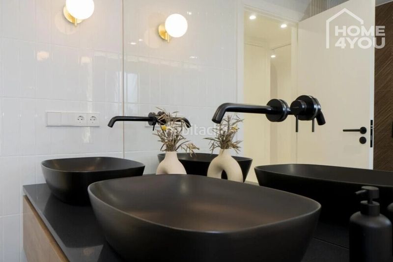 Foto 1e49654c-b81a-4079-b582-74a3a814d7e7. Casa moderno adosado en santa ponsa, 198m, 3 dormitorios, 3 baños, piscina, terrazas, jardín, parking, aire acondicionado en Calvià