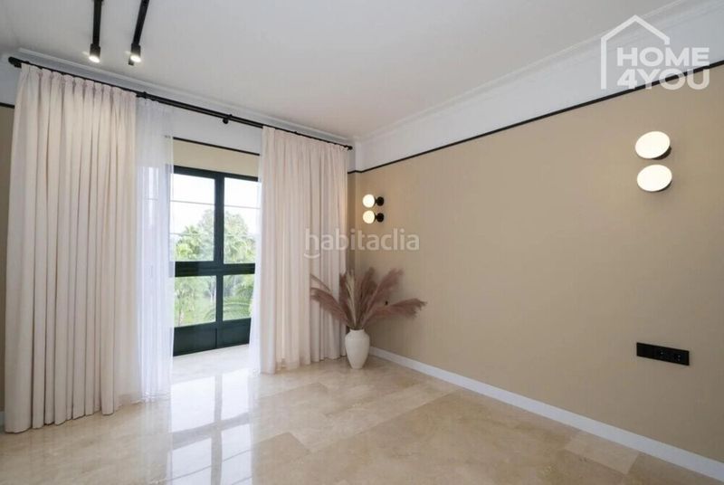 Foto 4ebe52d4-9617-48a0-9ac8-eaa5afdb8ce8. Casa moderno adosado en santa ponsa, 198m, 3 dormitorios, 3 baños, piscina, terrazas, jardín, parking, aire acondicionado en Calvià