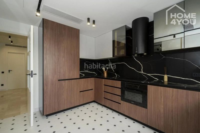 Foto 60993eef-20ee-4fed-bacc-8ac0526b08d3. Casa moderno adosado en santa ponsa, 198m, 3 dormitorios, 3 baños, piscina, terrazas, jardín, parking, aire acondicionado en Calvià