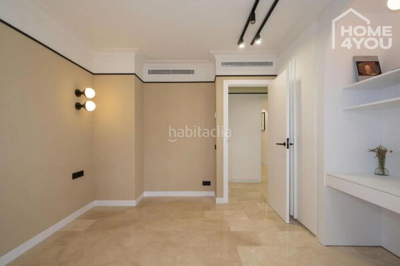 Foto dbb61c29-0b88-4d7e-a9f4-3e56b123cb08. Casa moderno adosado en santa ponsa, 198m, 3 dormitorios, 3 baños, piscina, terrazas, jardín, parking, aire acondicionado en Calvià