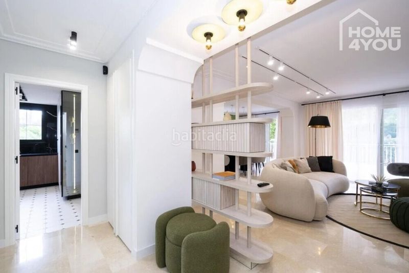 Foto ec044a68-871b-4827-8786-336f19845e13. Casa moderno adosado en santa ponsa, 198m, 3 dormitorios, 3 baños, piscina, terrazas, jardín, parking, aire acondicionado en Calvià