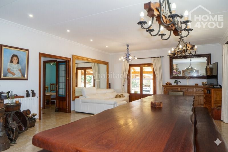 Foto 59b981b6-0f5f-445f-9796-5630c4fdf6d9. Casa amb calefacció aparcament piscina a Santa Margalida poble Santa Margalida
