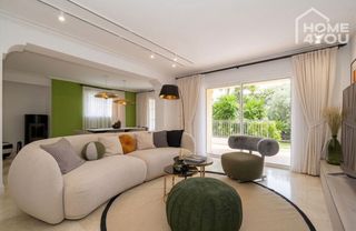 Casa in El Toro. Moderno adosado en santa ponsa, 198m, 3 dormitorios, 3 baños, pi