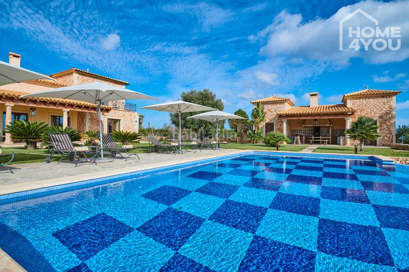 Foto a1ae4aaf-e243-41cb-ad1b-8268714bb83b. Casa amb calefacció aparcament piscina a Cales de Mallorca Manacor