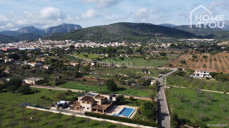 Foto 43c7f2a3-a5ce-4b41-97e5-86b4648c5dee. Casa amb calefacció aparcament piscina a Lloseta