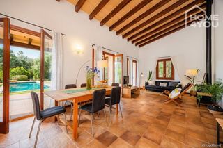 Masia a Campanet. Finca mediterránea con licencia etv para 4 personas, piscina, pa