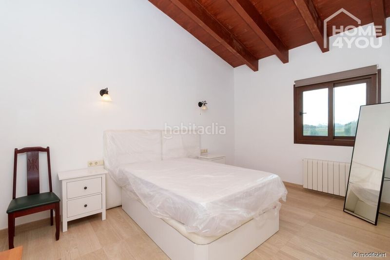 Foto f0fb2c55-e693-4a4b-bee2-05197bf103b9. Casa amb calefacció aparcament piscina a Santa Margalida poble Santa Margalida