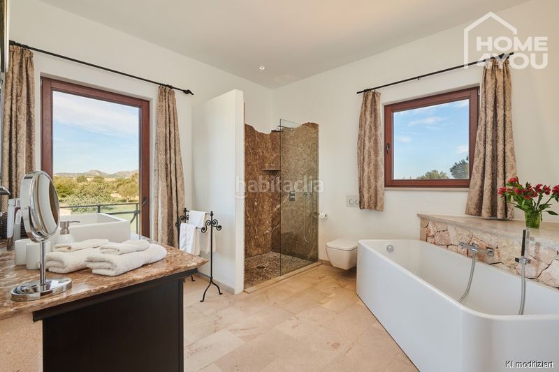 Foto 75294d30-cbae-4997-8c72-7a7e1a9a79d1. Casa amb calefacció aparcament piscina a Cales de Mallorca Manacor