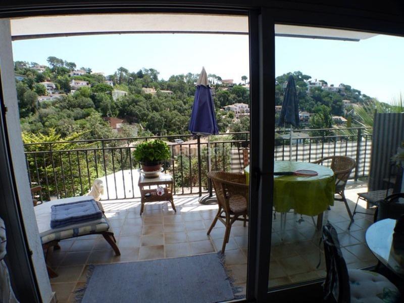 Foto 63d2e1ac-305d-46f5-8bc4-9414213afe99. Chalet con parcheggio piscina in Serra Brava Lloret de Mar