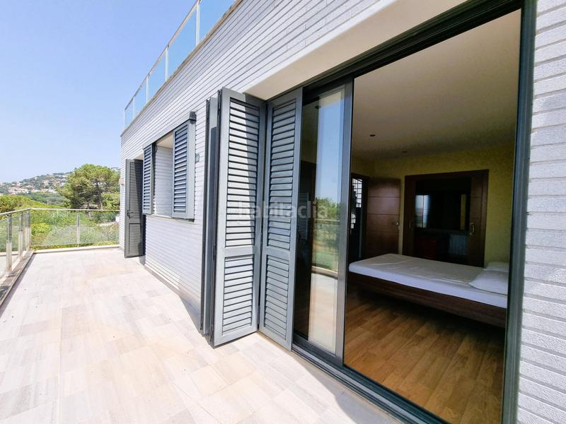 Foto 60ab6092-8389-4de1-a4a2-e572e62fc993. Xalet amb aparcament piscina a Canyelles Lloret de Mar