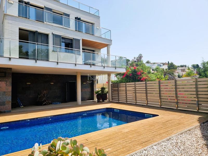 Foto 63df1404-7ec1-4fa9-bc12-28824637d5db. Xalet amb aparcament piscina a Canyelles Lloret de Mar