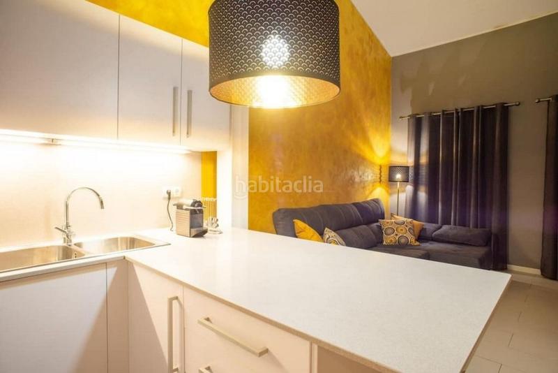 Foto 864f521e-4aa6-4607-8447-8d286c07de42. Edifici a Centre Figueres