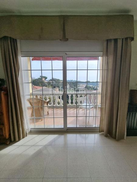 Foto 82603cd8-992d-45cd-ab7d-5a6473bc68c4. Chalet con riscaldamento parcheggio piscina in Roca Grossa Lloret de Mar