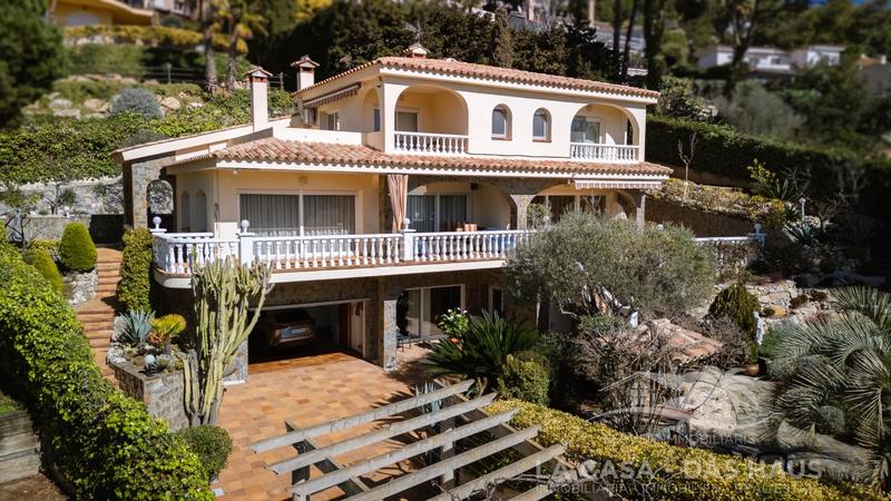 Foto 3e4c0b39-8445-4cfa-8cf8-9f6ff5b4646e. Xalet amb calefacció aparcament a Santa Cristina-Sant Francesc Blanes