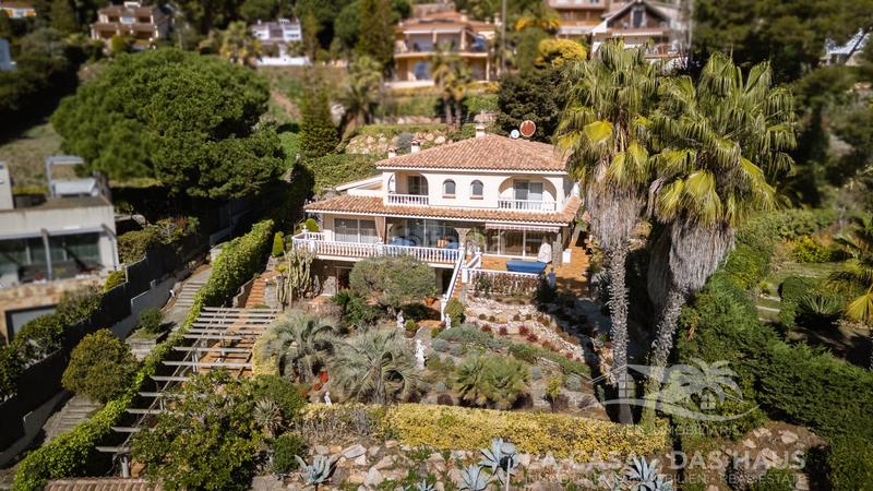 Foto 8d687c56-8873-443c-a7f2-a69af93d6e05. Xalet amb calefacció aparcament a Santa Cristina-Sant Francesc Blanes